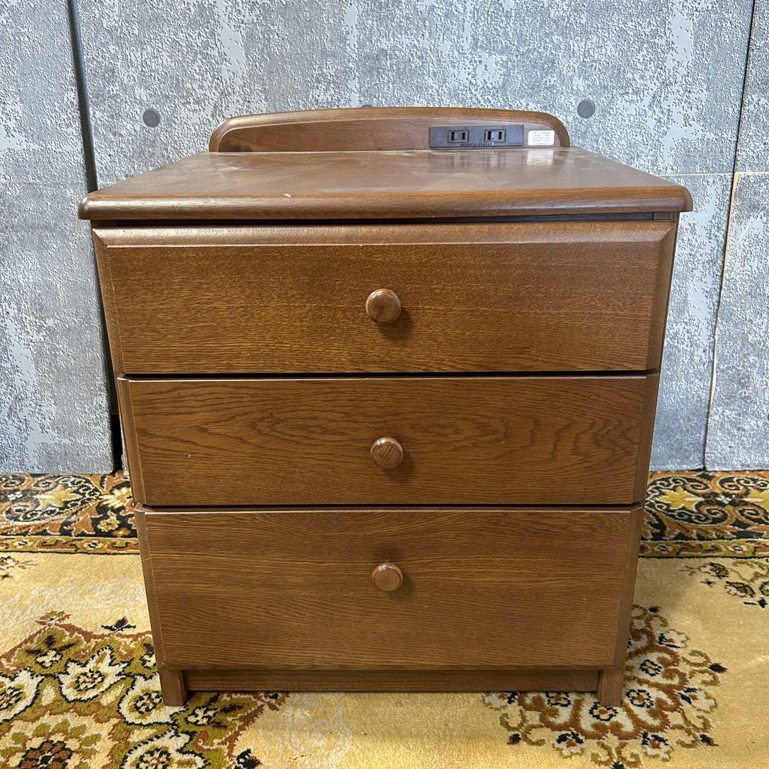 ꧁カリモク家具 karimoku꧂コンセント付ナイトテーブル サイド ロー 収納