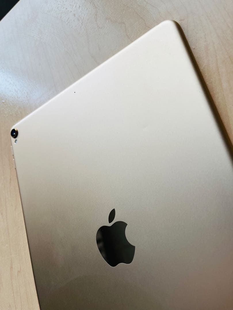 iPad Pro 10.5インチ ゴールド 本体