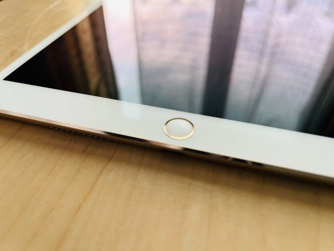 iPad Pro 10.5インチ ゴールド 本体