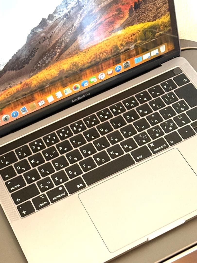 MacBook Pro 13.3 スペースグレイ 8GB 256GB 2018