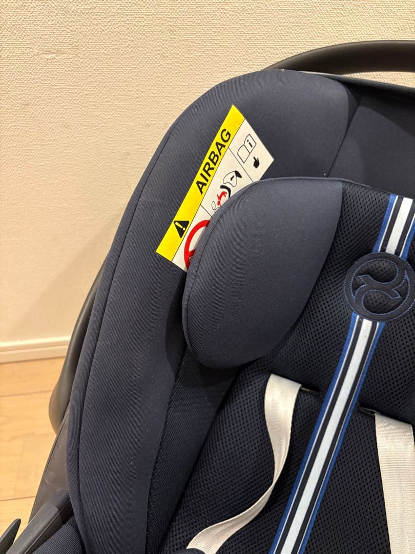 サイベックス　チャイルドシート　ベビー