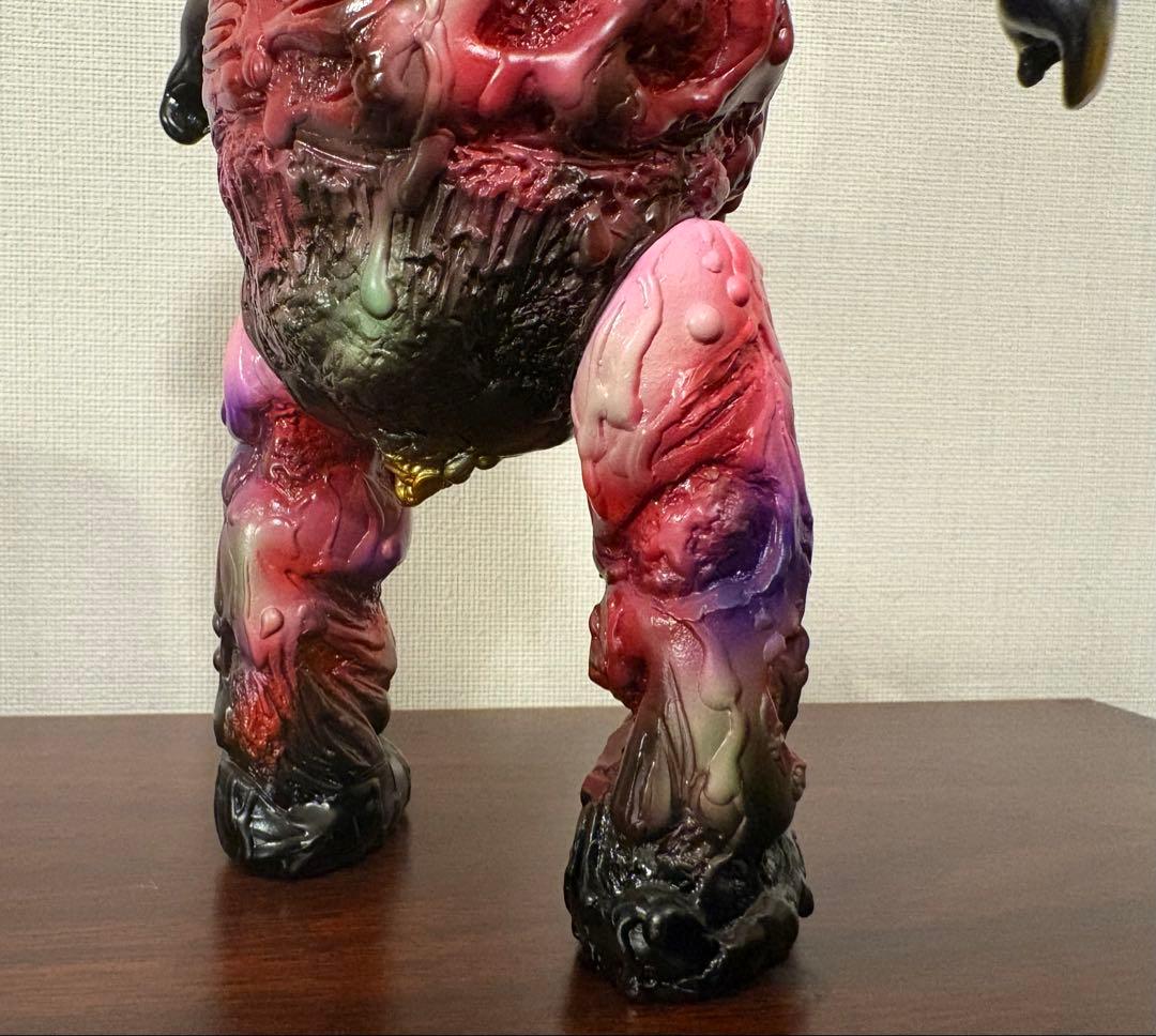 izumonster 屍怪獣 one-off bloodgutstoy