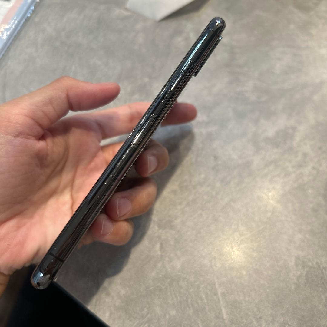 売り切り⭐︎SIMフリー　iPhone x 256gb ⭐︎