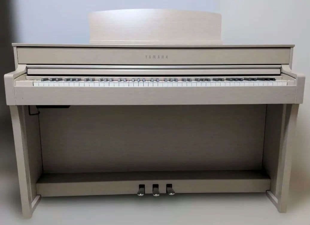 19年製【美品・高級モデル】CLP-645　WA クラビノーバ 電子ピアノ