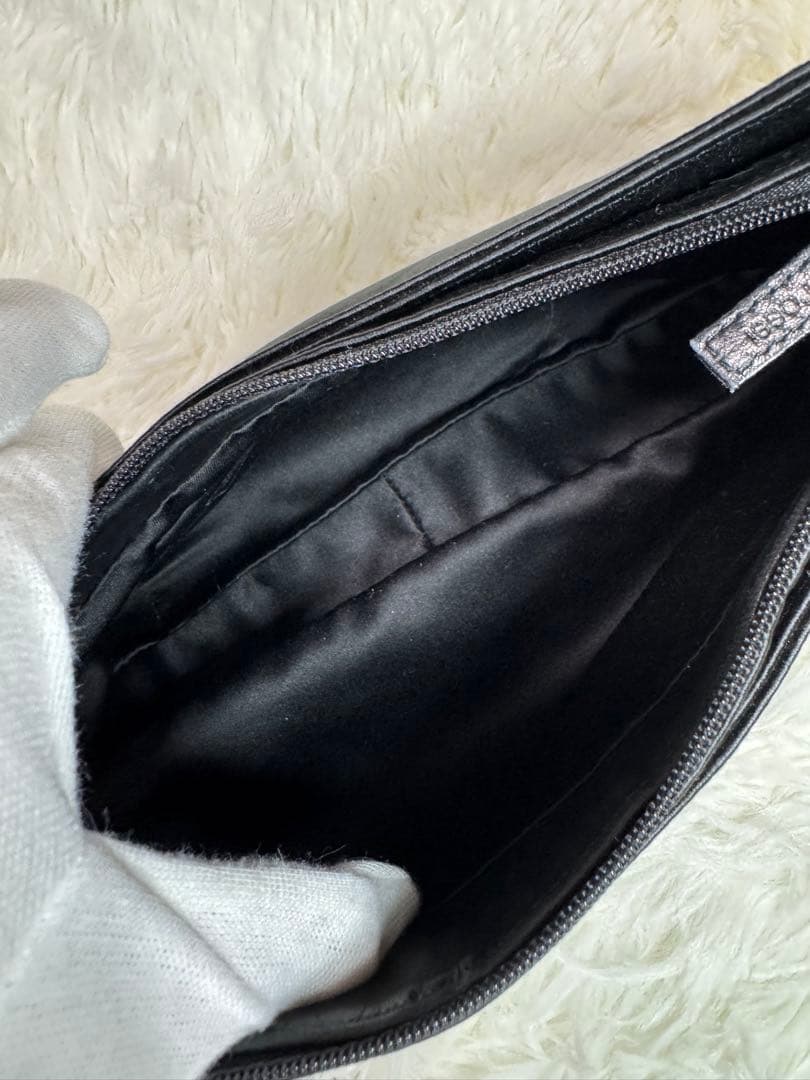 Sergio Rossi ビジュー付きブラックサテンパーティーバッグ