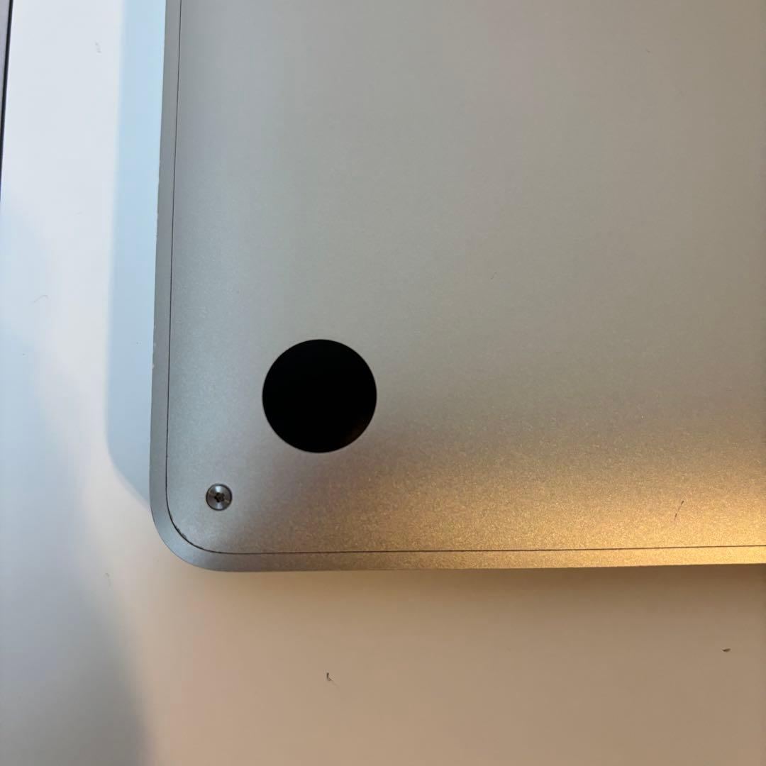 Macbook Pro シルバー　13インチ