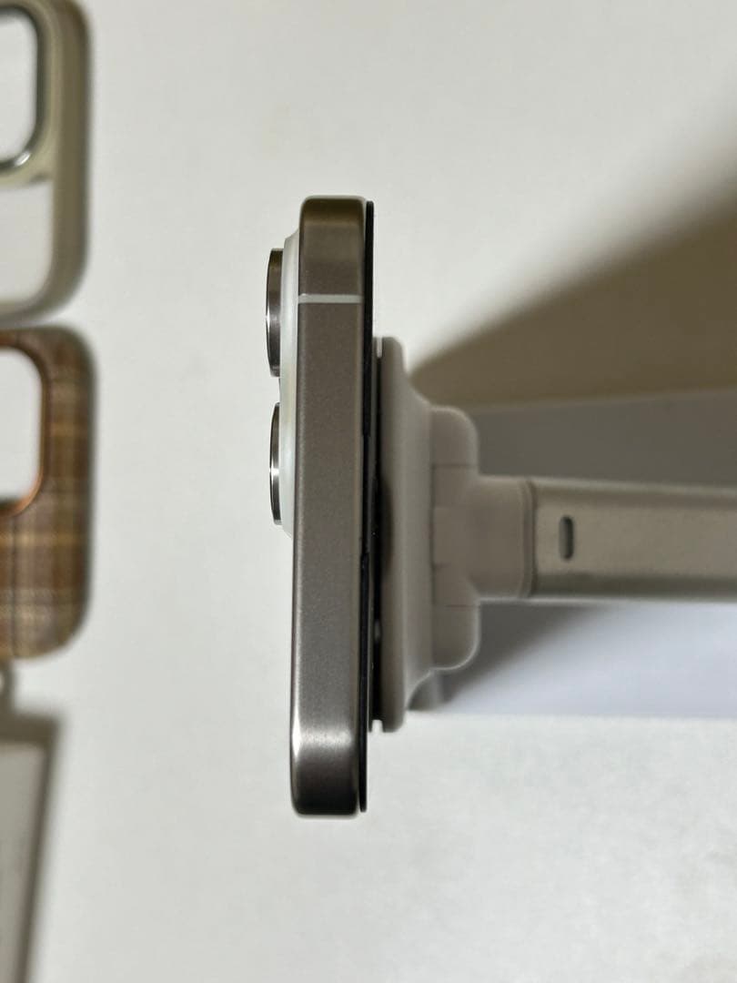 美品iPhone 15 Pro Max ホワイト256GB 91% SIMフリー