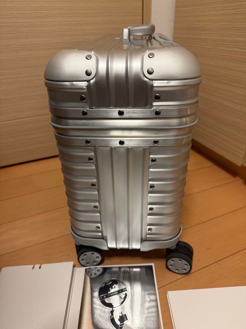 RIMOWA パイロット