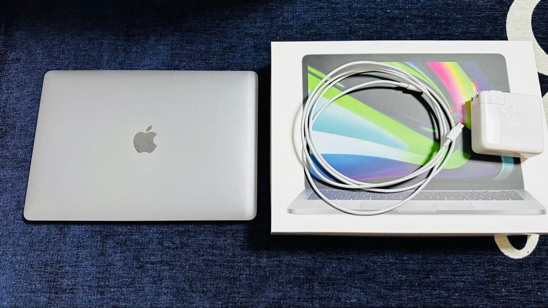 MacBook本体 MacBook Pro (13-inch, M2, 2022)