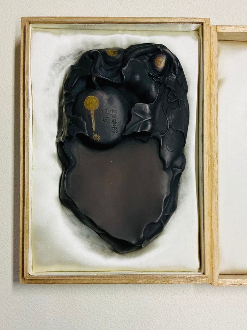 希少・美品「仿宋 米芾螽斯瓜瓞硯」箱入り 台北故宮博物院所蔵 複製 古美術 書道