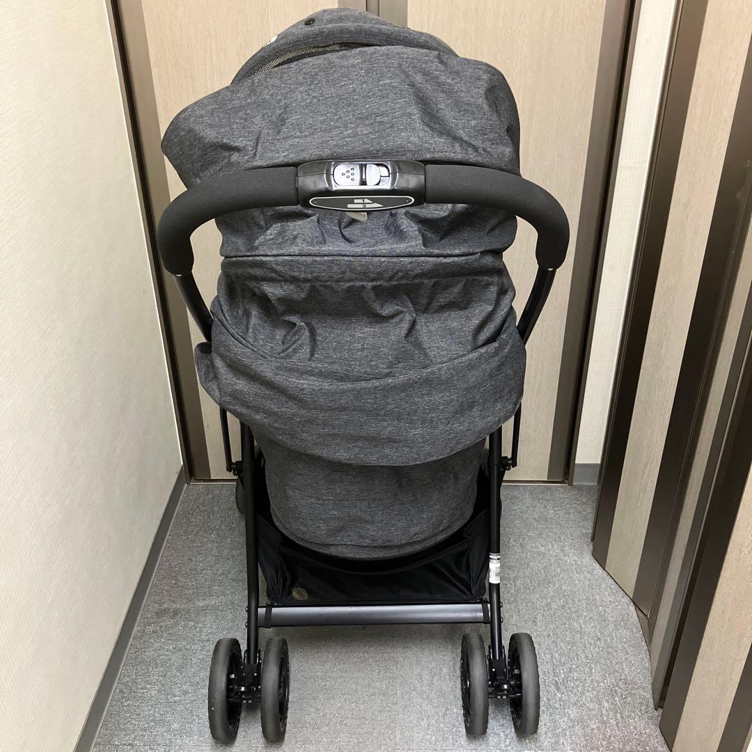 1 Combi コムペット ミリクランアルファ　ペットカート 30kg 多頭