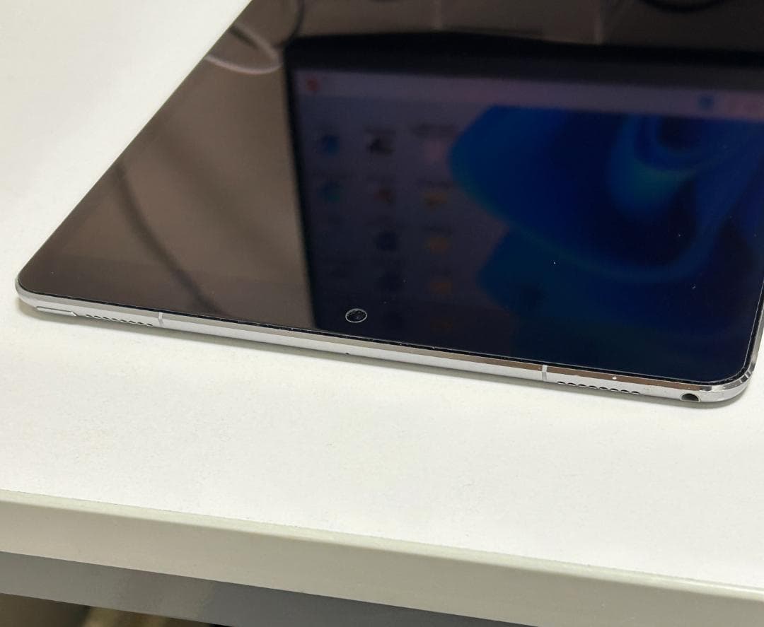 iPadPro10.5 セルラー　ほぼ新品の純正ペンシル付き！