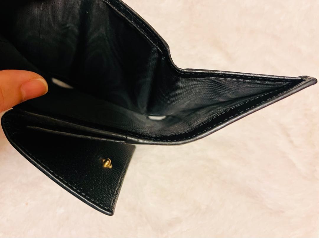 GUCCI 三つ折り財布 ブラック