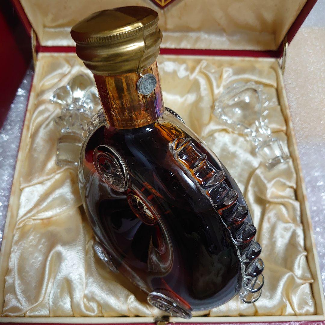 レミーマルタンルイ13世【未開封】金キャップ700ml　替え栓２点・内箱・外箱付