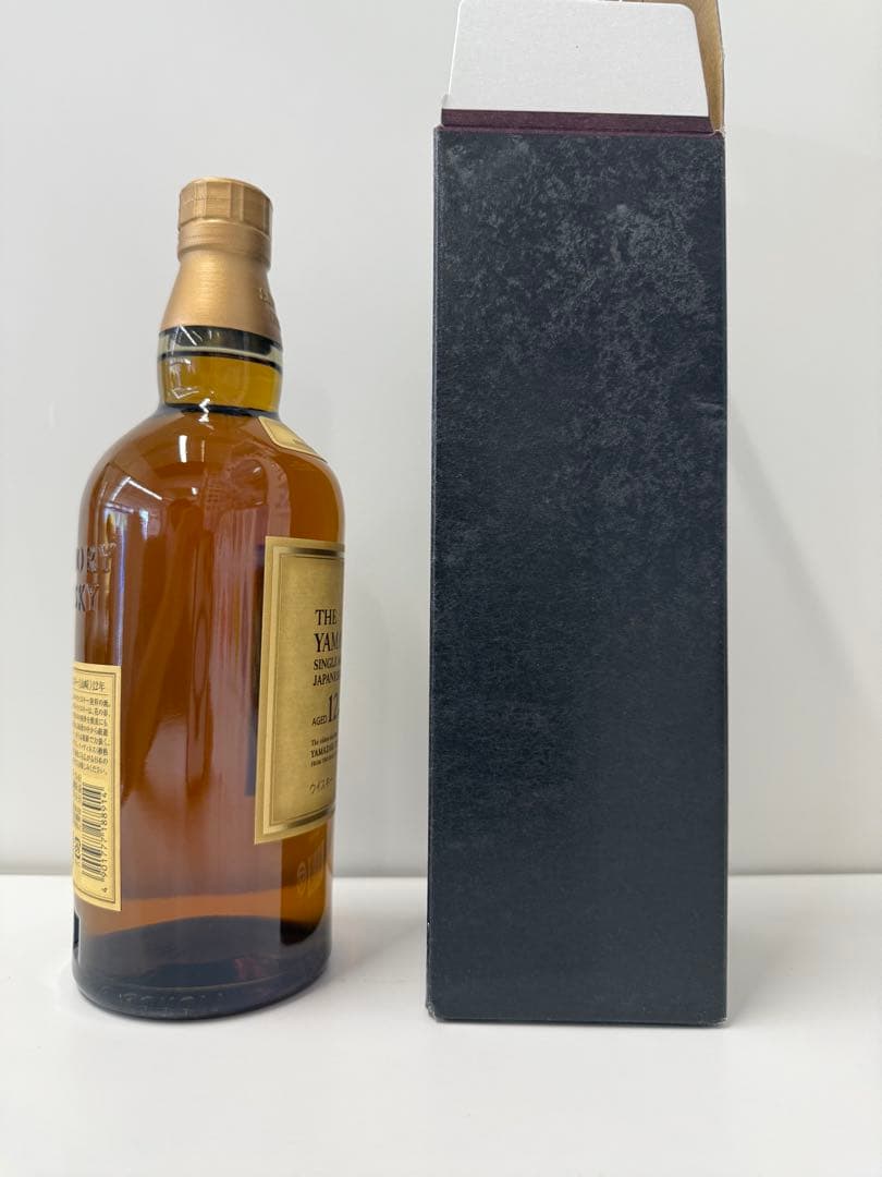 山崎12年 シングルモルトウィスキー（小瓶付き）