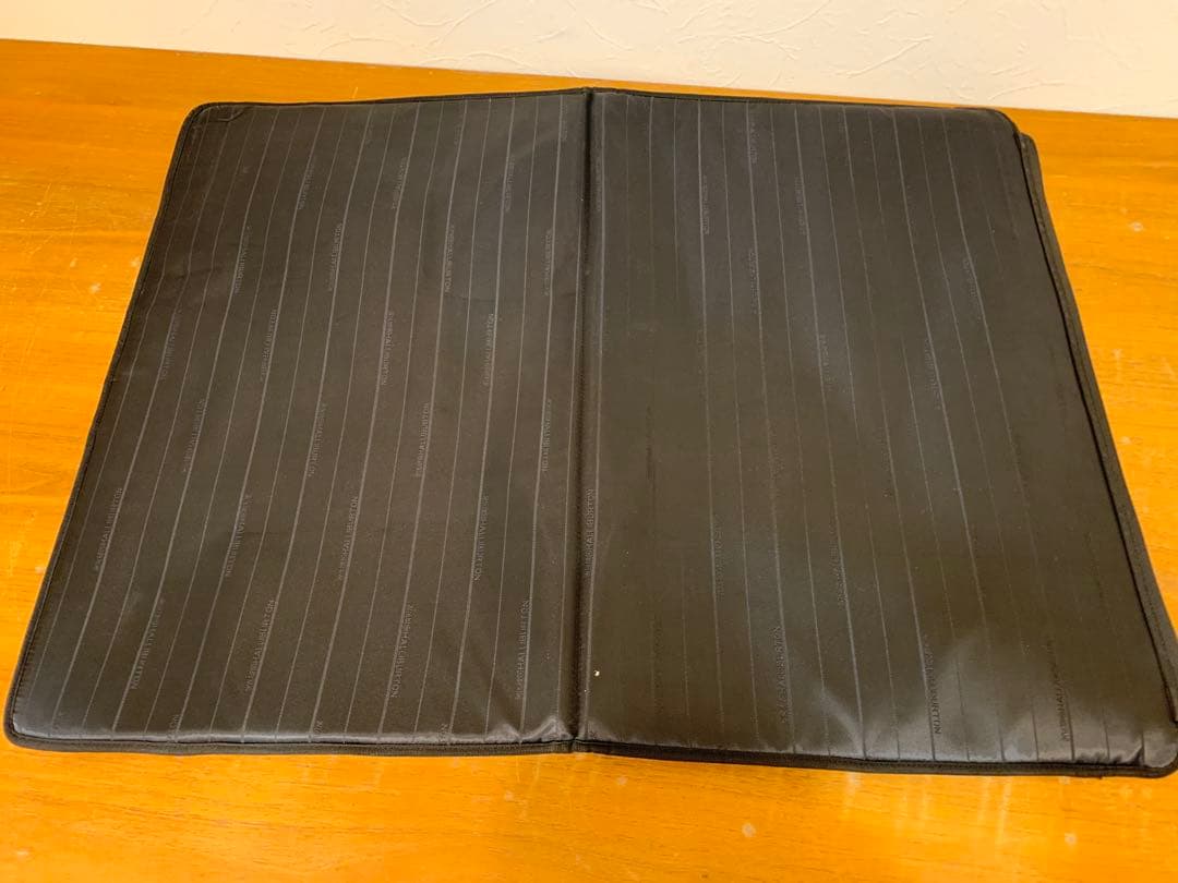 k0926-01★ゼロハリバートン キャリーケース 現状品 50×25×75