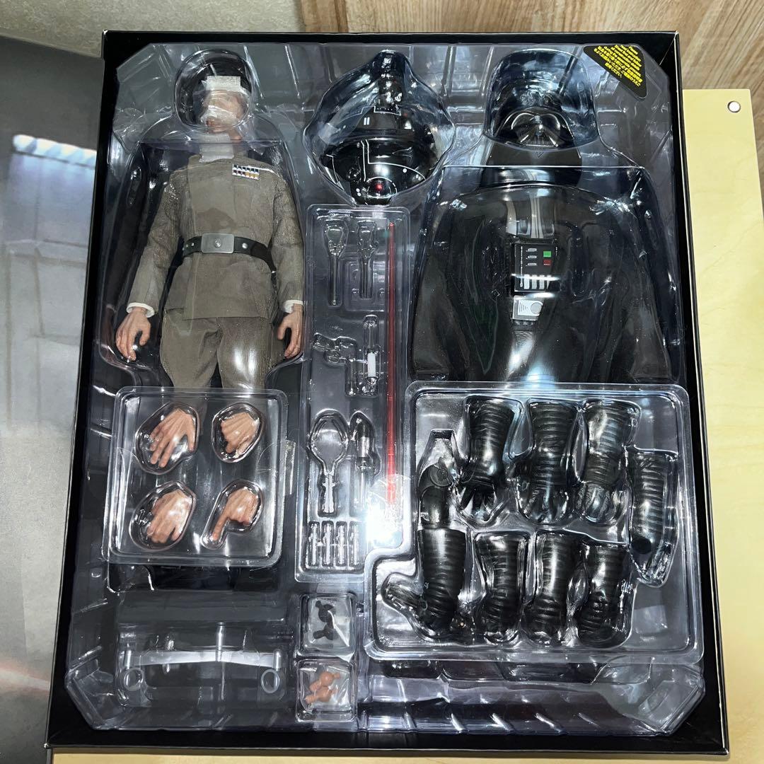 Tottoys スター・ウォーズ グランドモフ・ターキン & ダース・ベイダー