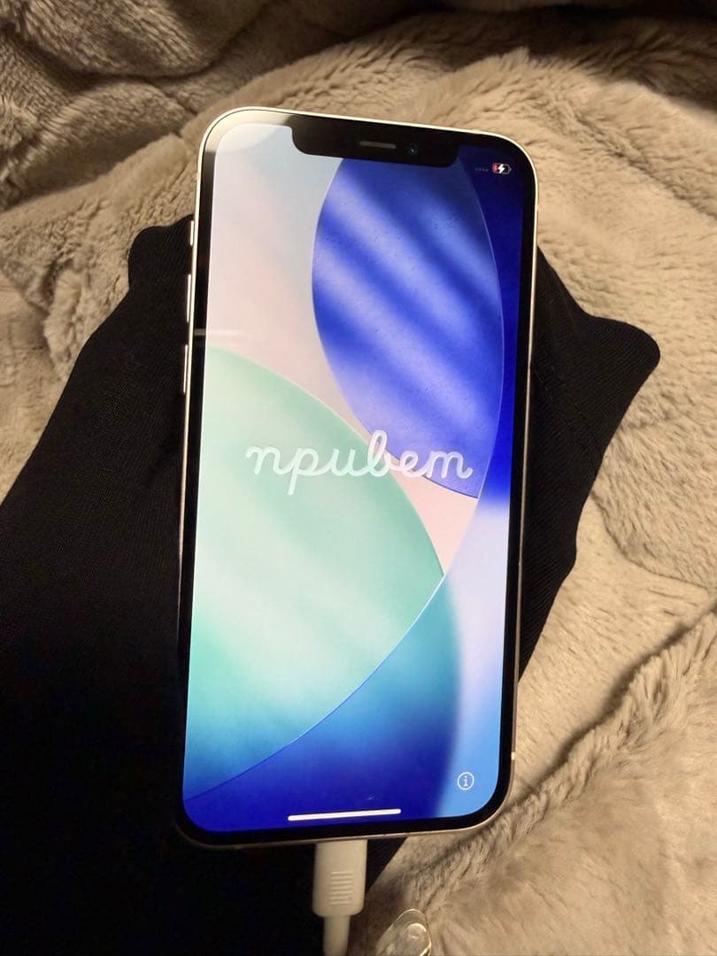 iPhone12 ホワイト　64G