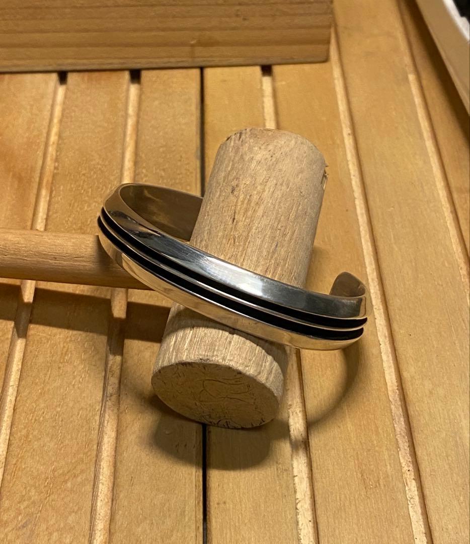 TOM HAWK 2ラインシルバーバングル ナバホ族