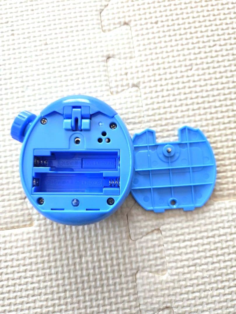 たまごっち　パラダイス　ブルー　ネックストラップ　玩具　人気　育成