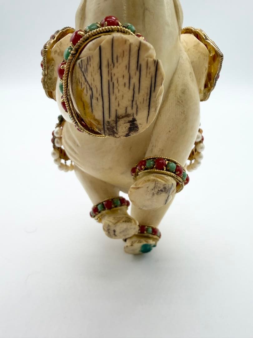 削除します　天然素材 宝石飾 象 置物 全長22cm 重1.24kg 細密細工