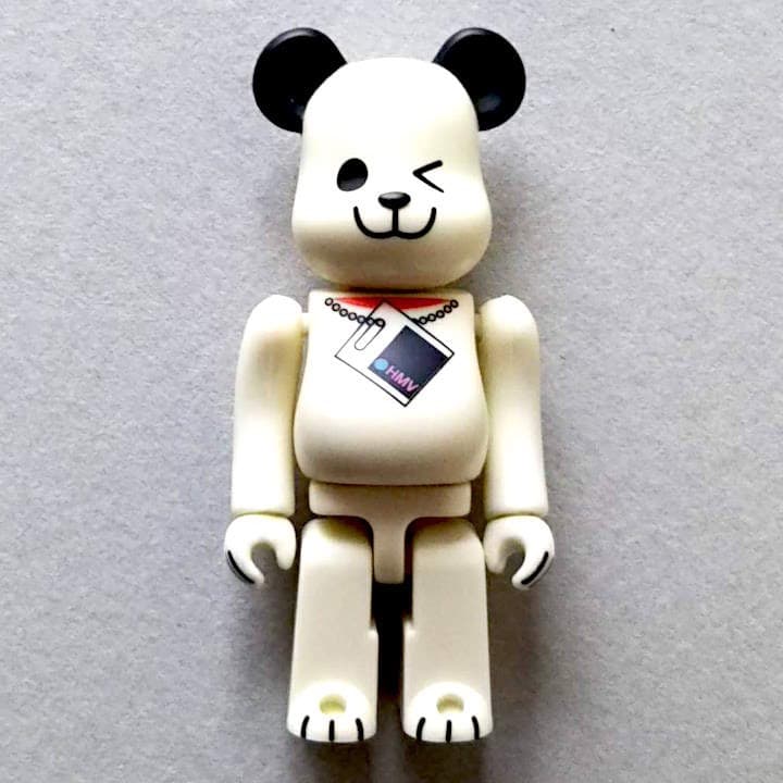 ★極上 非売品★『HMV』ベアブリック２nd☆キューブリック☆ソフビ☆bape