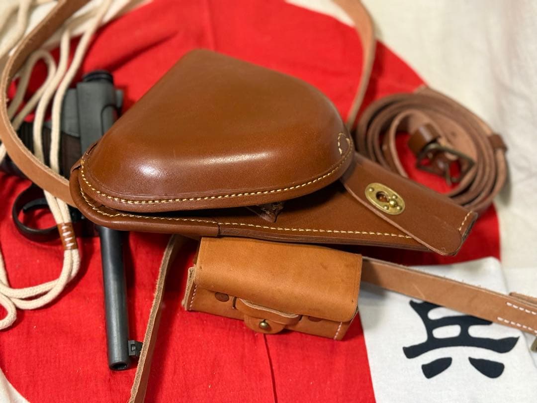 憲兵隊4点セット★14年式拳銃嚢＋吊り紐＋予備弾盒＆ベルト＋腕章（複製品）サバゲ