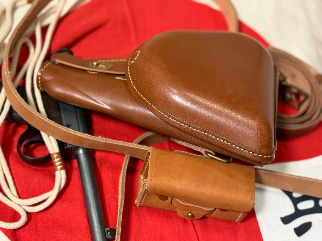 憲兵隊4点セット★14年式拳銃嚢＋吊り紐＋予備弾盒＆ベルト＋腕章（複製品）サバゲ