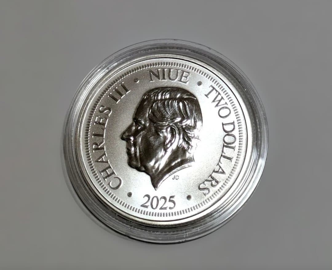 ニウエ2025年富嶽三十六景&ミッキーマウス記念銀貨 未使用 ケース入り