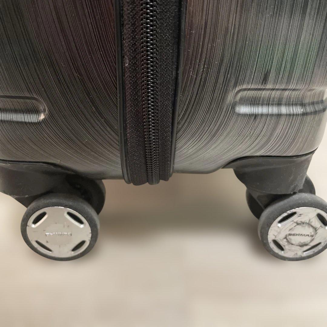 BERMASフロントオープン キャリーケース