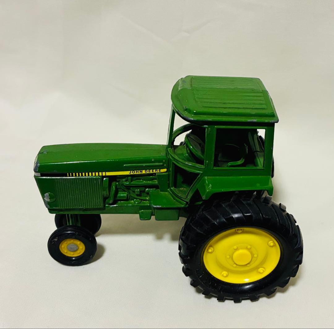 ヴィンテージJohn Deere 1/32❣️トラクター ミニカー