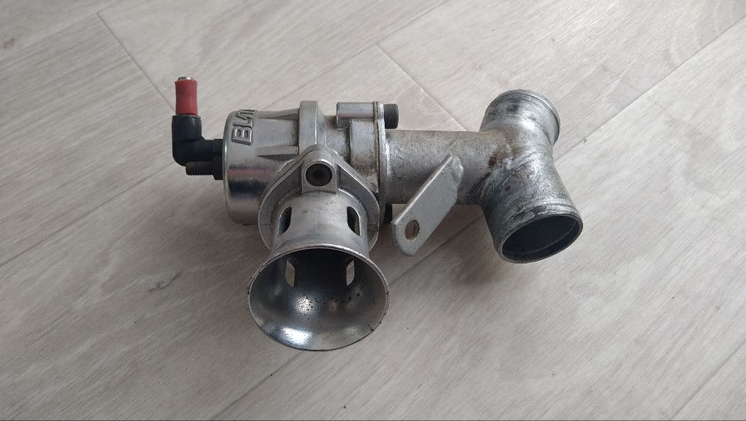 ブローオフバルブ　キノコエアクリ