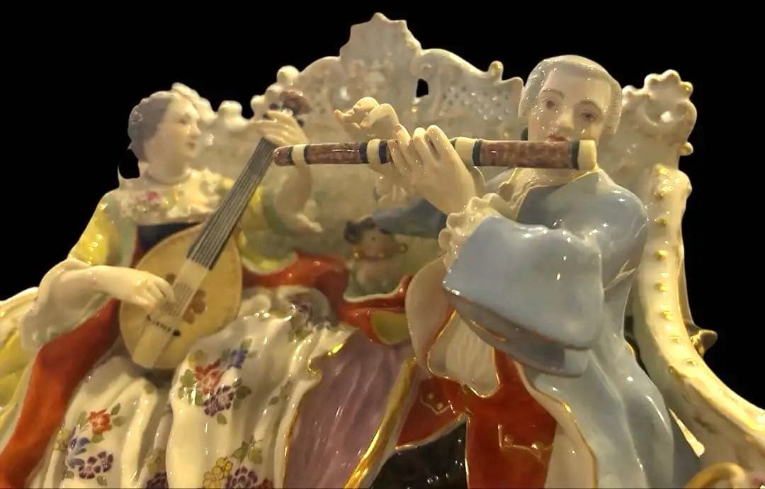 美品★Meissen (ソファーの二人)ケンドラー　マイセン　フィギュリン　人形