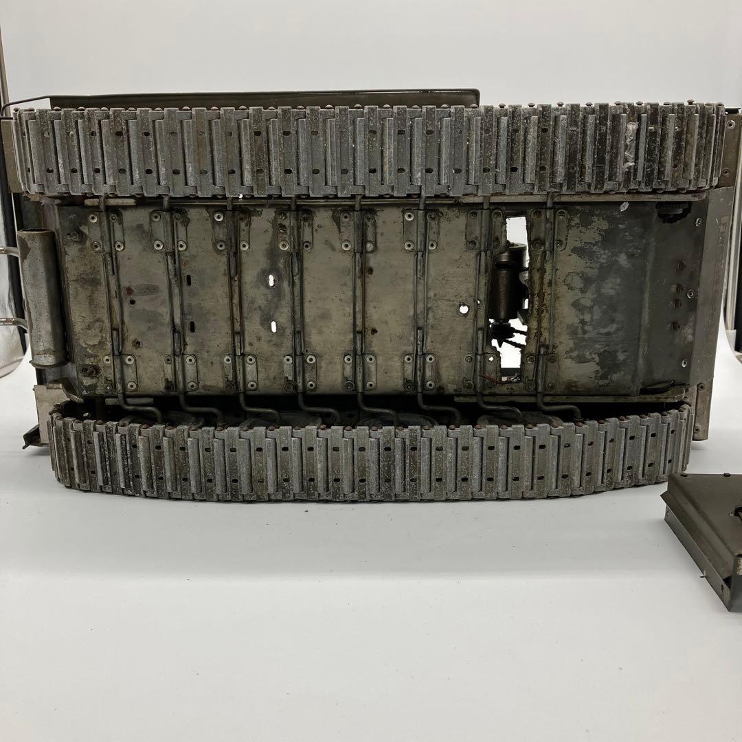 鉄製　キャタピラ　戦車　全長…約59㎝　三ツ星商店