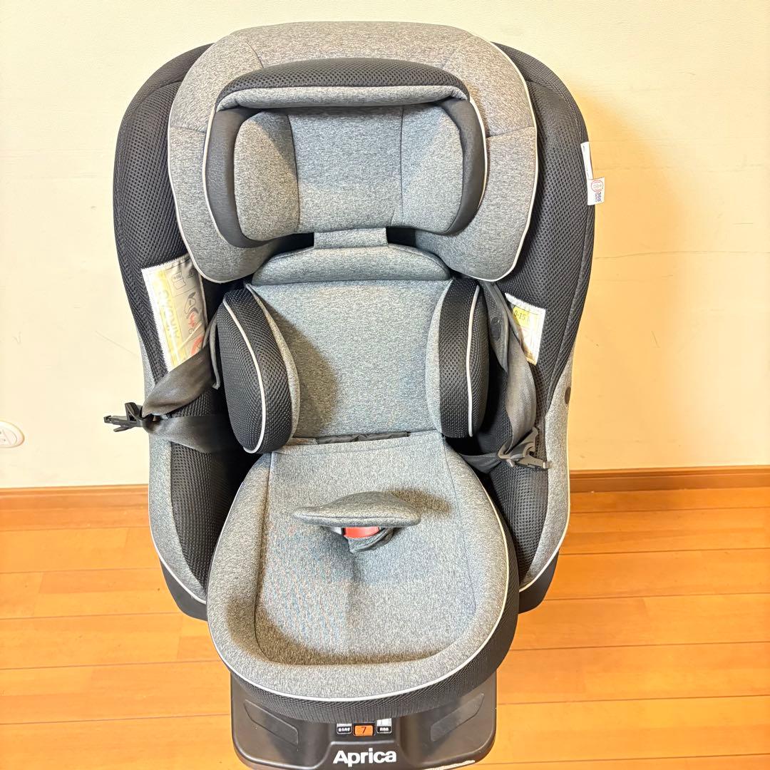 【匿名配送】Aprica クルリラ プラス 360° セーフティAB ブラック