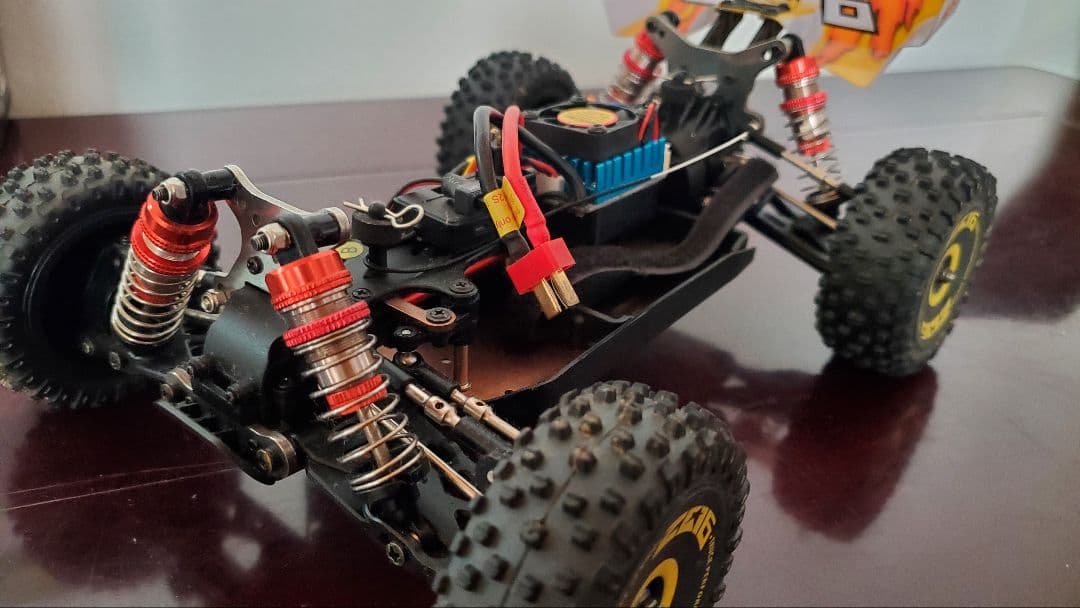 ハイテック1/14 4WD オフロードカー