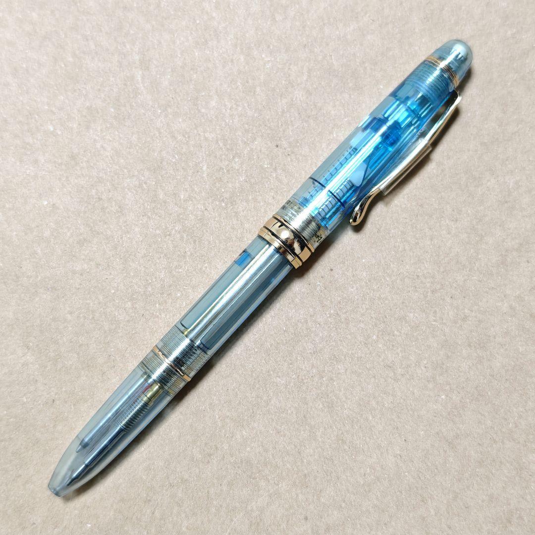 Pilot　2+1RV　廃盤ボールペン　多機能ペン　透明軸　スケルトン