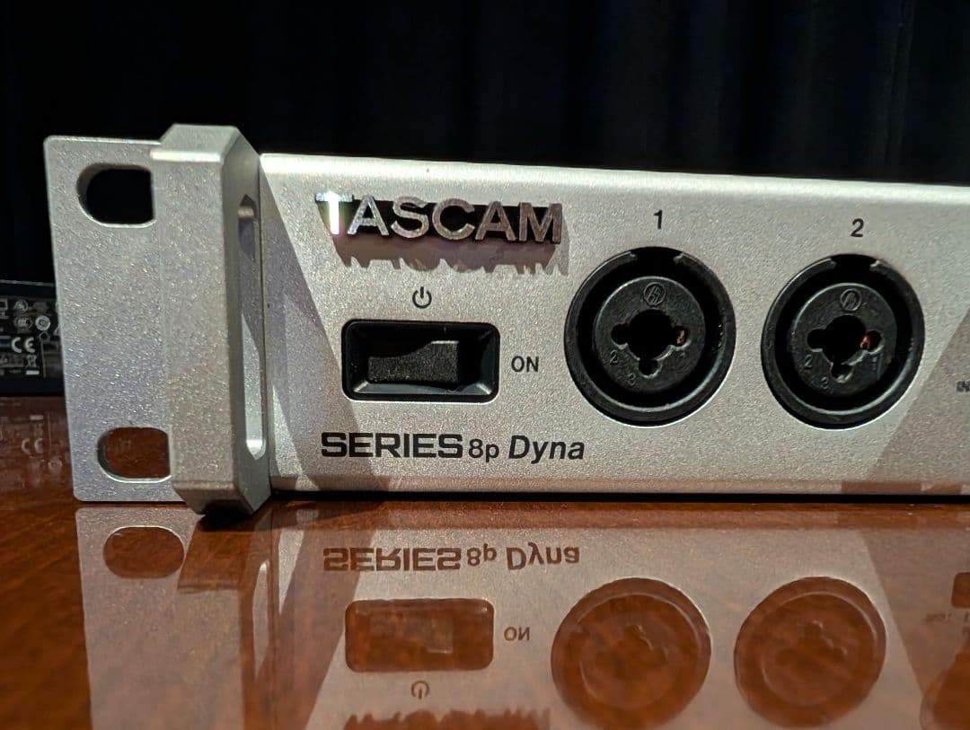 TASCAM SERIES 8P Dyna マイクプリアンプ