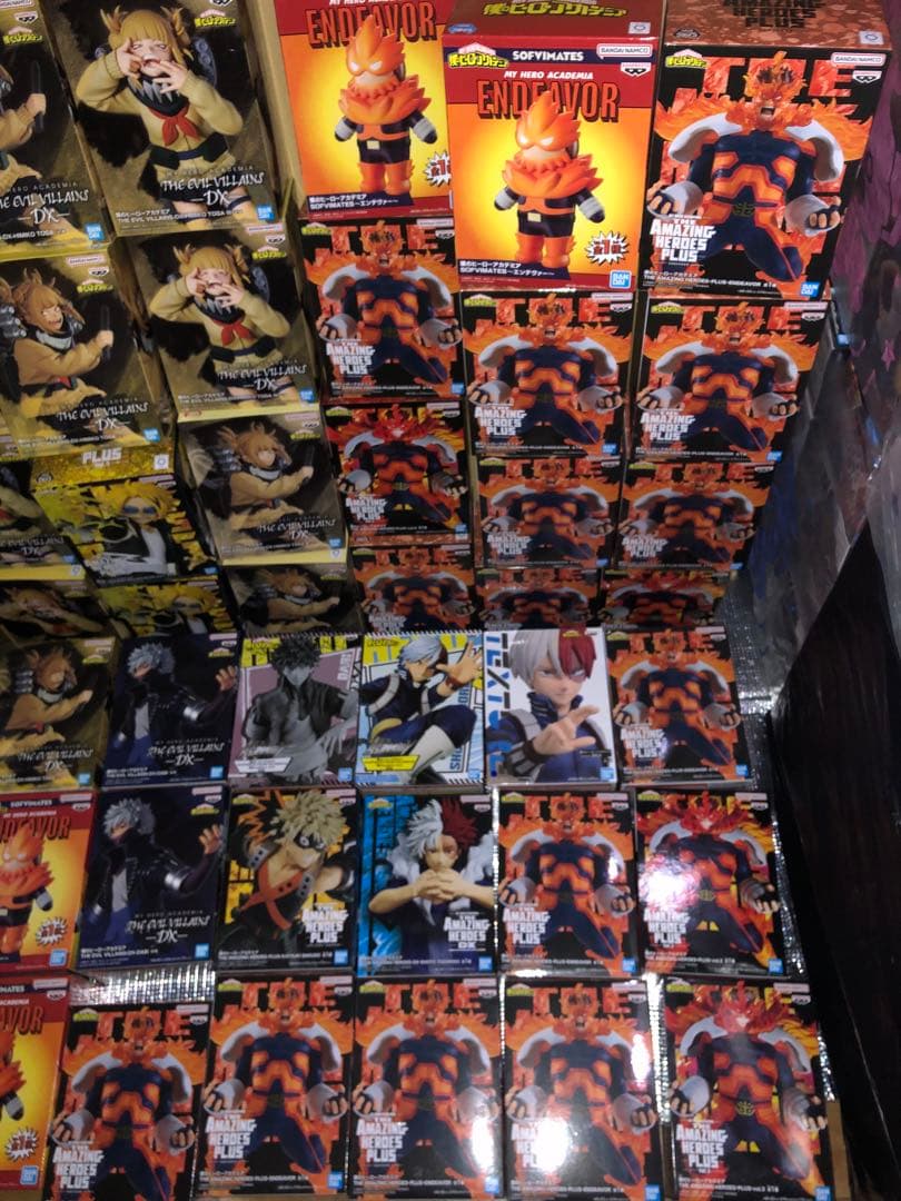 ヒロアカ　フィギュア　エンデヴァー　トガヒミコ　轟　爆轟　荼毘　ねじれ　63個