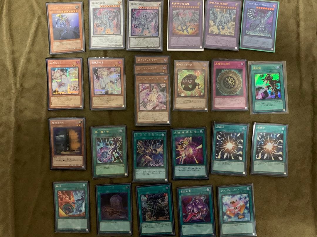 遊戯王引退　青眼、ブラックマジシャン、三幻神ホルスデッキ　クオシク、プリシク