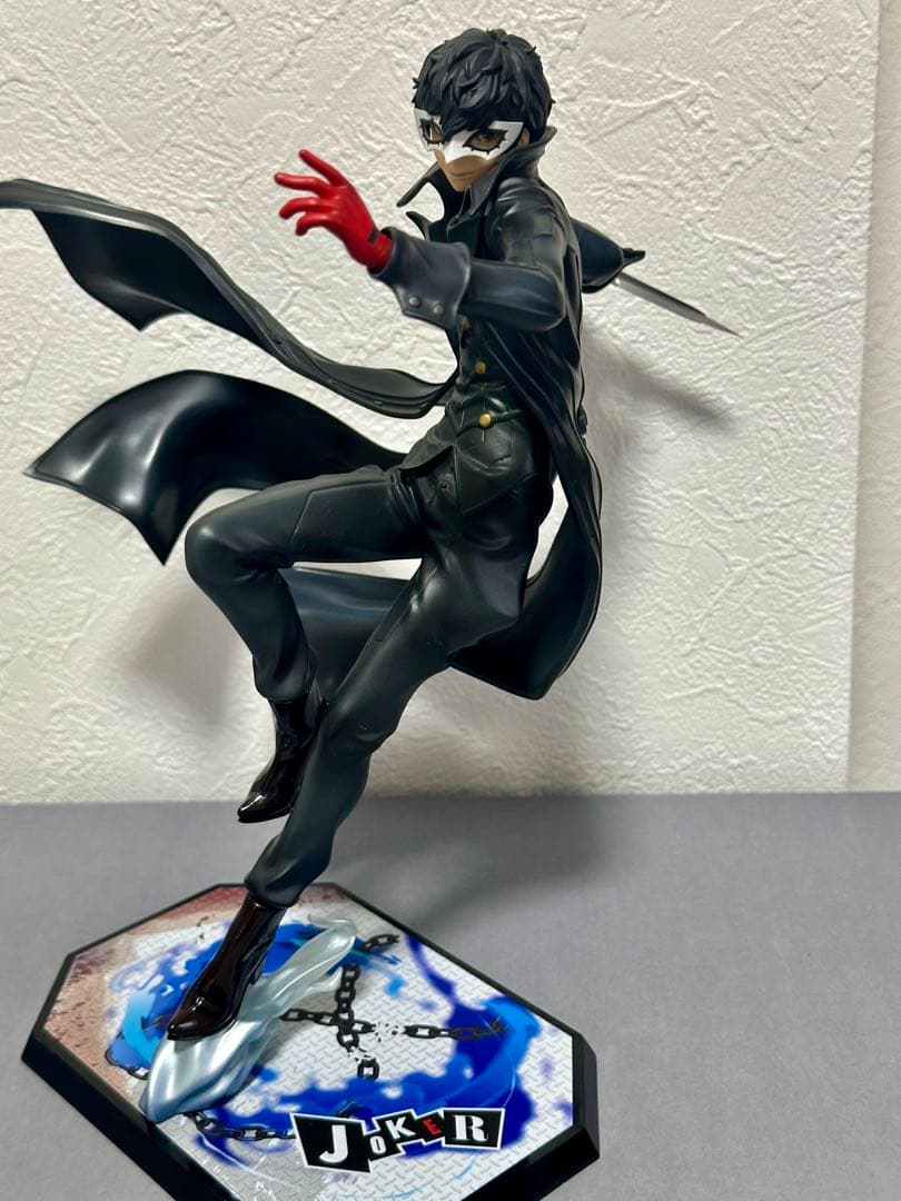 P5R メガハウス ジョーカー　フィギュア