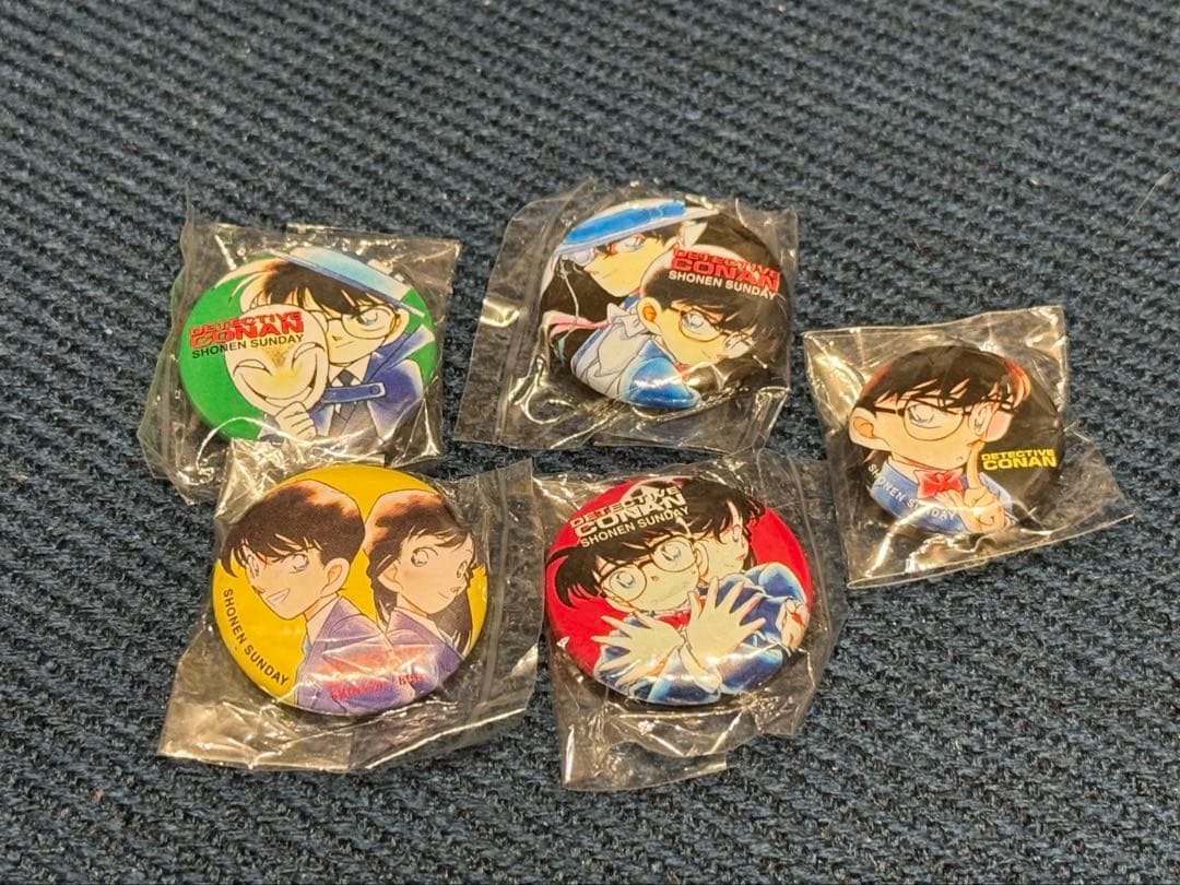 名探偵コナン　非売品　缶バッジ　5種セット