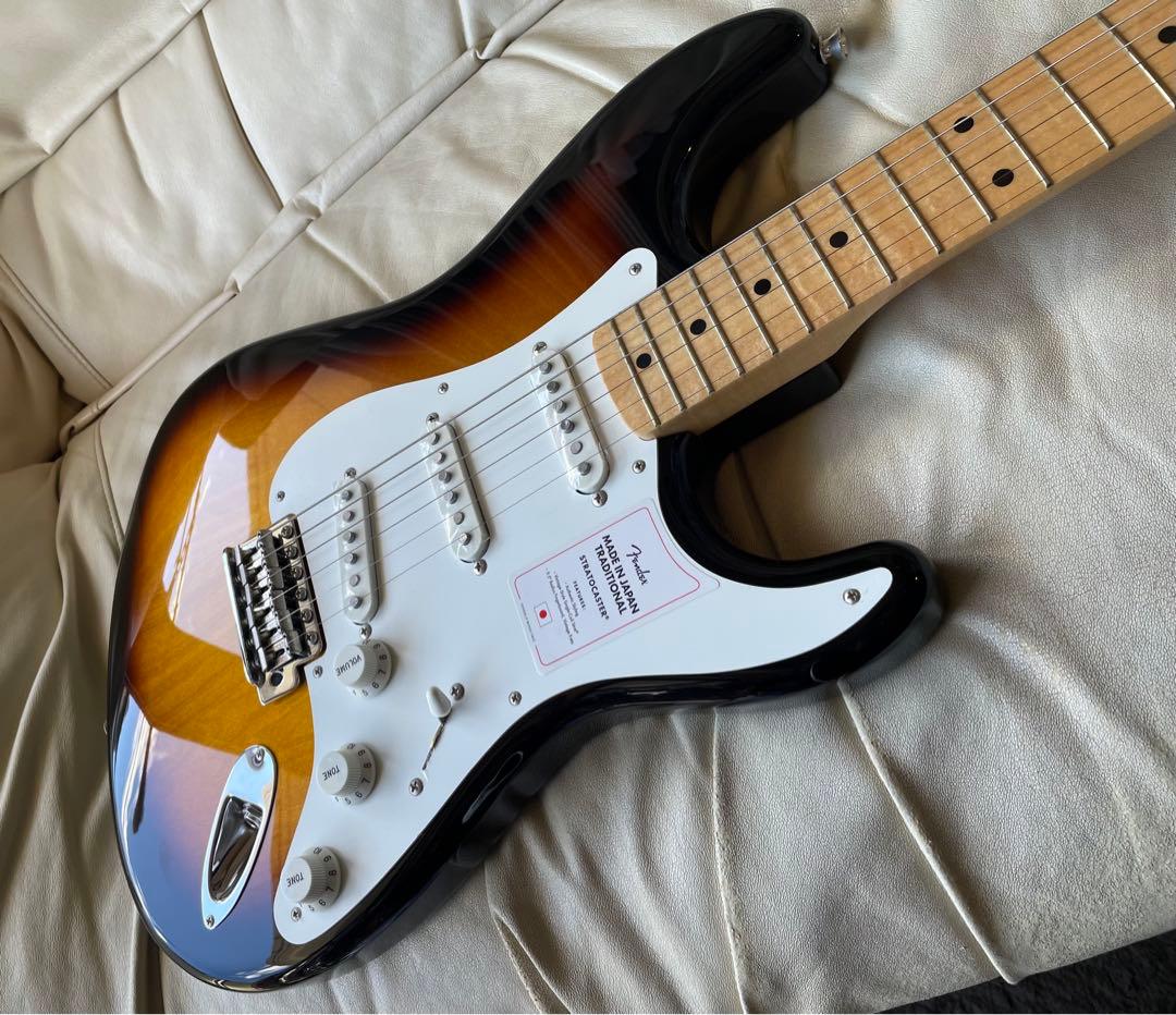 美品FENDER Traditional Ⅱ 50s 良杢ネック ストラト