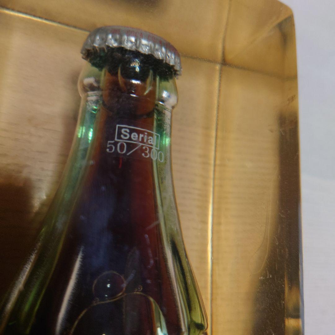 Coca-Cola 瓶入りソフトドリンク ケース付き