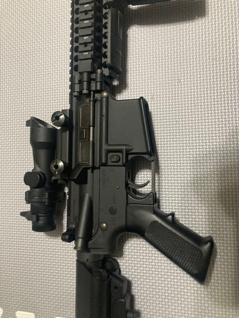 【かっちゃん】AR-15スタイル エアガン 黒　M4 次世代電動ガン