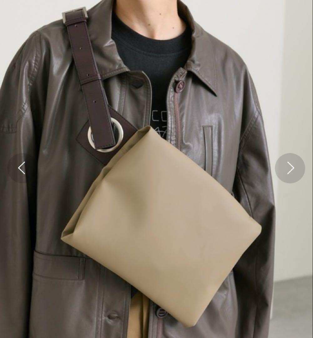 kawakawa hatomeボディバッグ