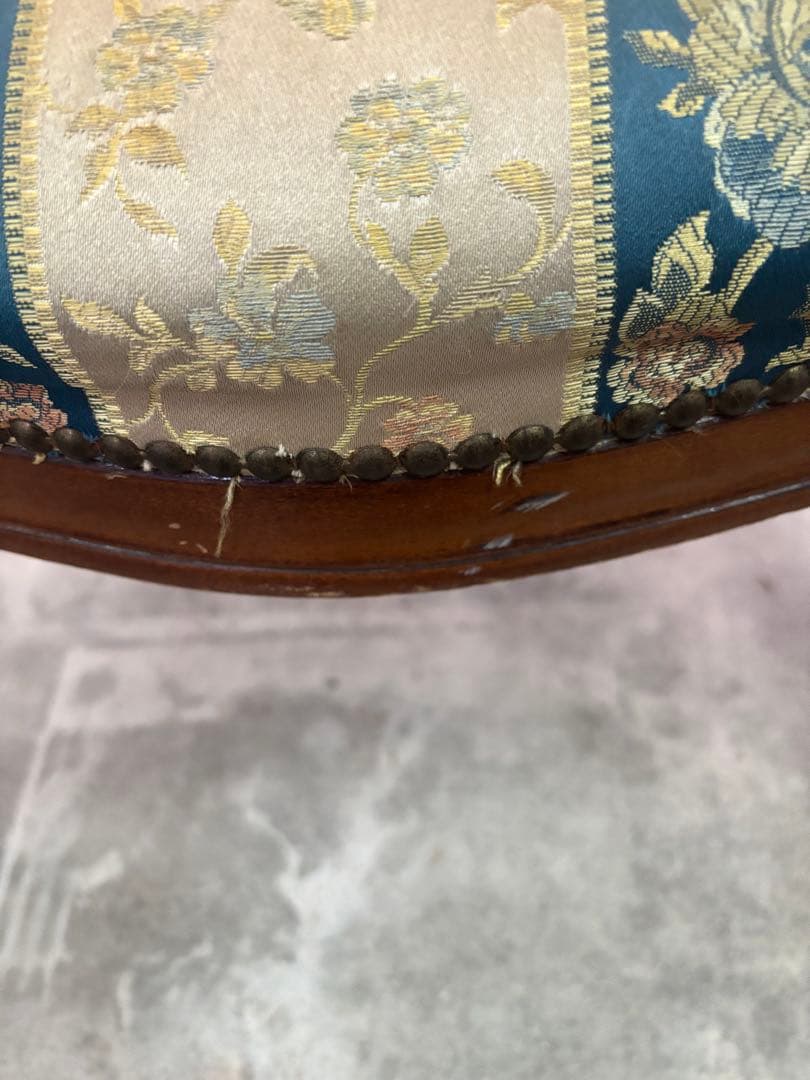 【オシャレ花柄刺繍‼️】アンティークチェア 椅子 猫脚