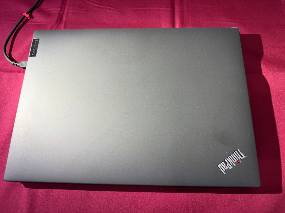 ThinkPad P14s Gen4 OLED 有機EL