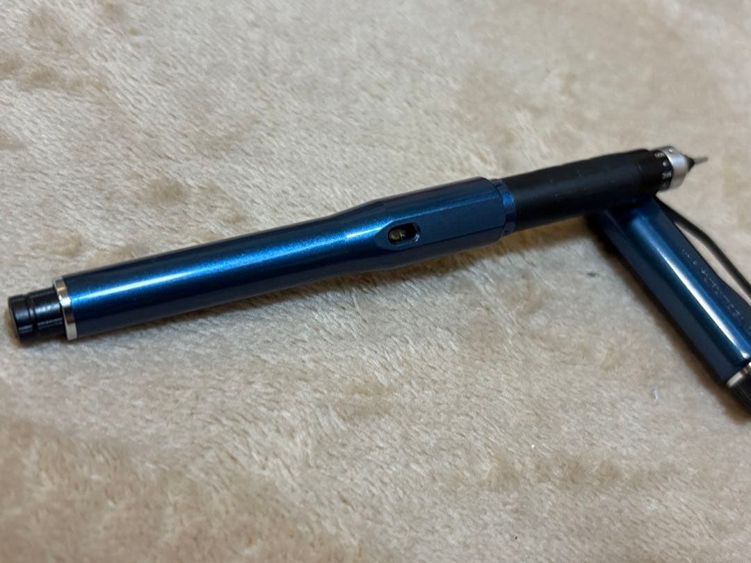 クルトガダイブ グランブルー 限定色 未使用に近い