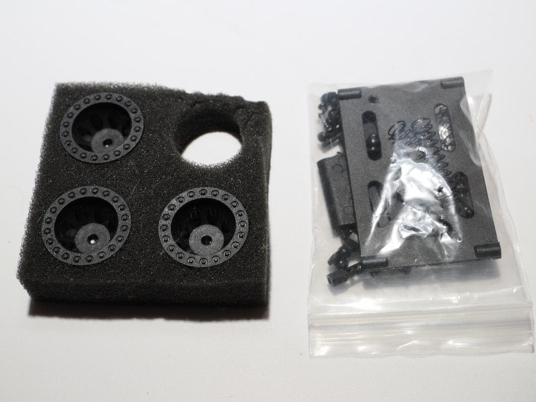 yokomo ヨコモ miniQLO ミニクロ　シャーシ2つセット ※メカ無し